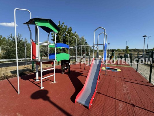 Csipkebogyó Játszóvár FJV-2019