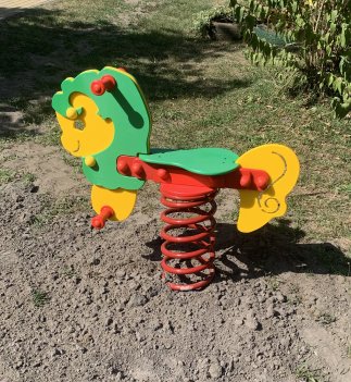 RU-0001 rugós póni