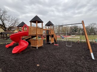 Varso játszóvár FJV-1024